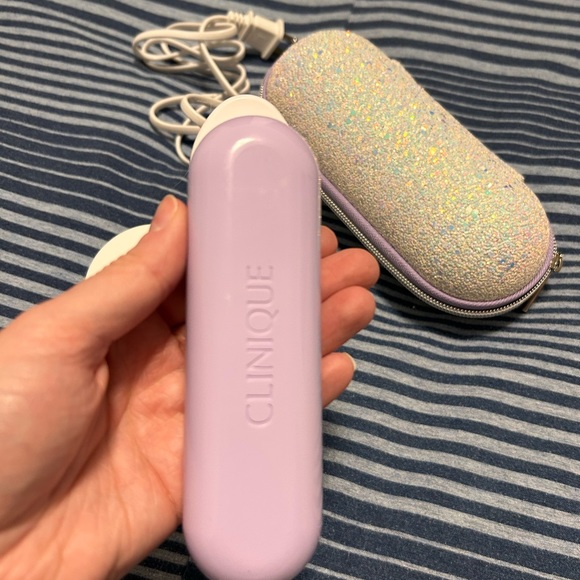 Clinique sonic brush - Picture 4 of 6